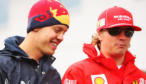 Sebastian Vettel und Kimi Räikkönen im Smalltalk am Rande des Deutschland-GP 2009