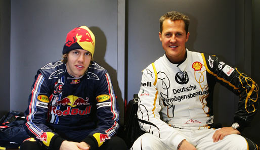 Sebstian Vettel (l.) und Michael Schumacher (r.) kennen sicht schon länger