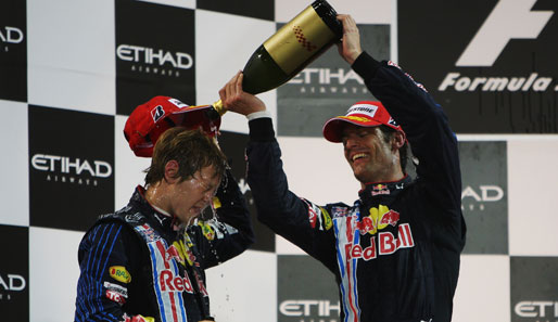 Müssen sich ein bisschen länger als die Konkurrenten gedulden: Sebastian Vettel (l.) und Mark Webber