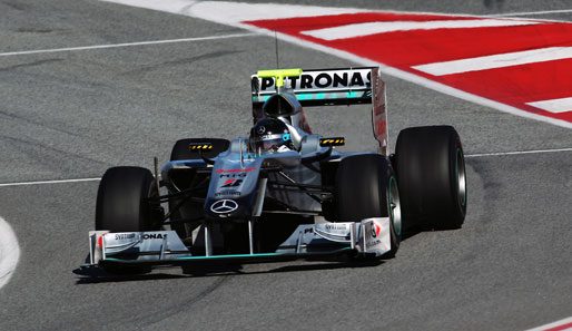Michael Schumacher fährt in Bahrain erstmals nach 1239 Tagen wieder um WM-Punkte