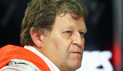 Norbert Haug ist Motorsport-Chef von Team Mercedes GP