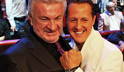 Michael Schumacher (r.) zusammen mit seinem langjährigen Manager Willi Weber