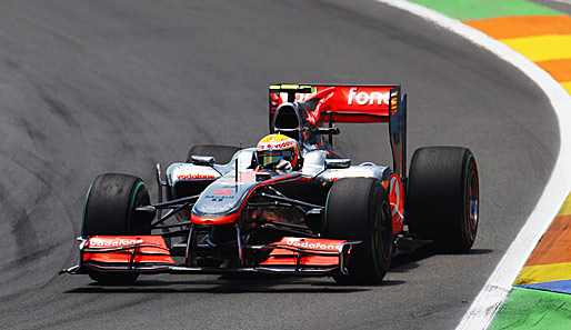 Lewis Hamilton mogelte sich vor das Safety-Car und bekam dafür eine Durchfahrtsstrafe