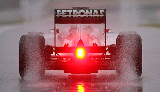 Nico Rosberg kam im Regen von Barcelona am besten zurecht