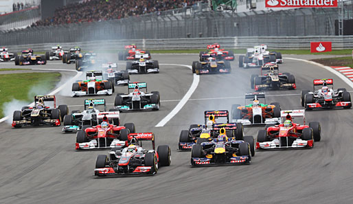 Am Start des Deutschland-GP ging Lewis Hamilton gegen Mark Webber in Führung