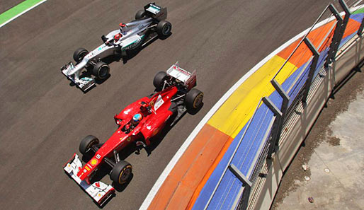 Fernando Alonso ging in Valencia unter anderem auch an Michael Schumacher vorbei