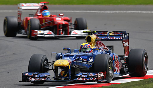 Mark Webber (r.) und Fernando Alonso belegten zuletzt in Silverstone die Plätze eins und zwei