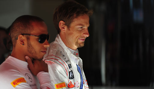 Jenson Button (r.) und Lewis Hamilton fahren seit 2010 gemeinsam für McLaren
