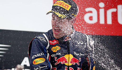 Sebastian Vettel hat sich trotz des Chaosrennens im Regen seinen dritten Titel gesichert