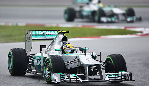 Hamilton (v.) und Rosberg fuhren im gesitteten Paarflug durch die letzten Runden