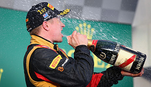 Genoss den Sieger-Champagner in vollen Zügen: Australien-Sieger Kimi Räikkönen