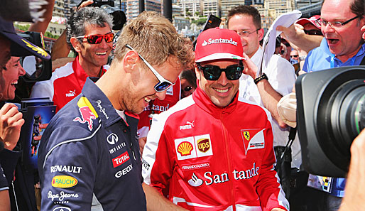 Sebastian Vettel (l.) und Fernando Alonso: Bald Teamkollegen statt Rivalen?