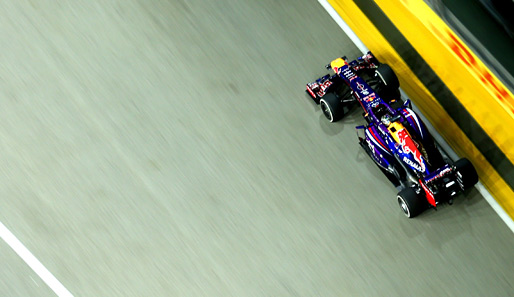 Sebastian Vettel war am Freitag im Red Bull deutlich der Schnellste auf dem Marina-Bay-Street-Circuit
