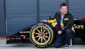 Pirelli-Motorsportdirektor Paul Hembery teilt gegen Konkurrent Michelin aus
