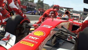 Sebastian Vettel bei Ferrari - mit F1 2015 kannst Du ihn selbst zum Weltmeister machen