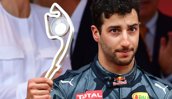 <b>Daniel Ricciardo</b> konnte sich über Platz 2 in Monaco überhaupt nicht freuen - daniel-ricciardo-red-bull-monaco-600