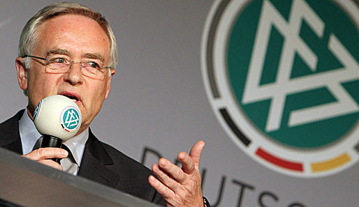 Horst R. Schmidt wird demächst die finanzielle Situation des DFB detailliert offen legen