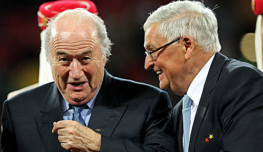 FIFA-Boss Sepp Blatter (l.) und FIFA-Exekutivmitglied Dr. Theo Zwanziger