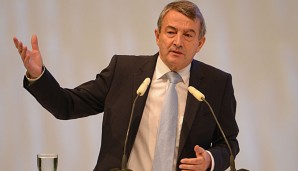 Wolfgang Niersbach begrüßt die Entscheidung zu Gunsten von Herbert Rösch