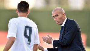 Zinedine Zidane trainierte von 2014 bis 2016 die zweite Mannschaft von Real Madrid. In der Saison 2014/15 landete er auf dem fünften Platz in der Segunda Divison B.
