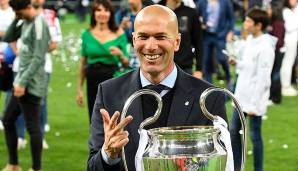 In der Saison 2017/18 gelang Zidane das Unfassbare: der dritte Champions-League-Titel in Folge. Die Königlichen schlugen den FC Liverpool 3:1. In der Liga wurde Real Dritter.