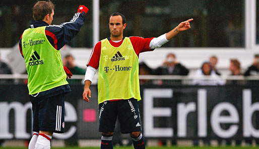 Landon Donovan (rechts) spielte bereits für Bayer Leverkusen in der Bundesliga
