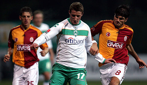Der Bosnier Said Husejinovic (Mitte) kam zum Saisonbeginn von Sloboda Tuzla zu Werder Bremen
