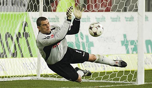 Faryd Mondragon kam im Sommer 2007 für 400.000 Euro von Galatasaray Istanbul zum 1. FC Köln