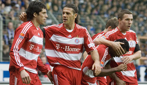 Jose Ernesto Sosa (l.) zeigte gegen Bochum seine beste Vorstellung im Bayern-Trikot