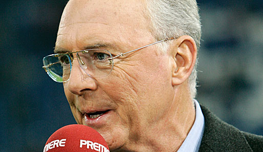 Franz Beckenbauer möchte die Aufgaben von Uli Hoeneß auf mehrere Personen verteilen