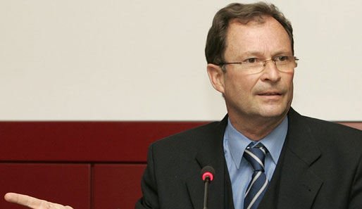 DFB-Sportgerichtsvorsitzende Hans E. Lorenz machte den Gladbachern wenig Aussichten auf Erfolg