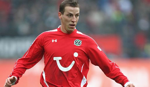 Stürmer Jan Schlaudraff wird Hannover 96 mehrere Wochen nicht zur Verfügung stehen