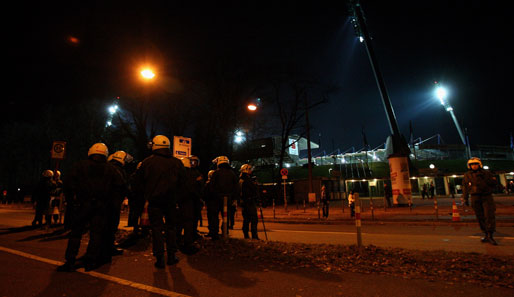 Polizeiaufgebot rund um den Wildpark: Beim Derby gegen den VfB kochten erneut die Emotionen über