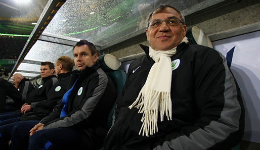 Wird wegen seiner Schiri-Schelte mit 7500 Euro zur Kasse gebeten: Wolfsburgs Trainer Felix Magath