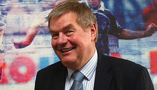 Legt sein Amt als Vereinsvorsitzender im Sommer 2010 nieder: Präsident Schnusenberg