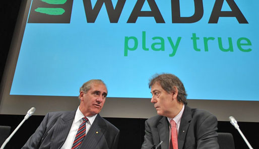 WADA-Präsident John Fahey (l.) und WADA-Generaldirektor David Howman