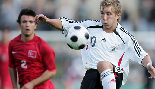 Lewis Holtby ist U-19-Nationalspieler und der Shootingstar beim Zweitligisten Aachen