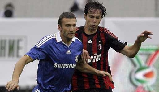 Digao (im Duell mit Andrej Schewtschenko) konnte sich beim AC Milan nie durchsetzen