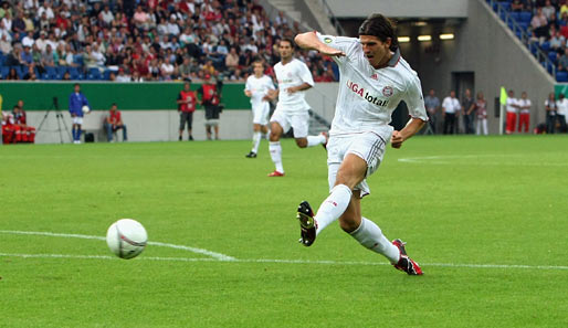 Gomez will in der Bundesliga da weitermachen, wo er im Pokal mit zwei Treffern aufgehört hat