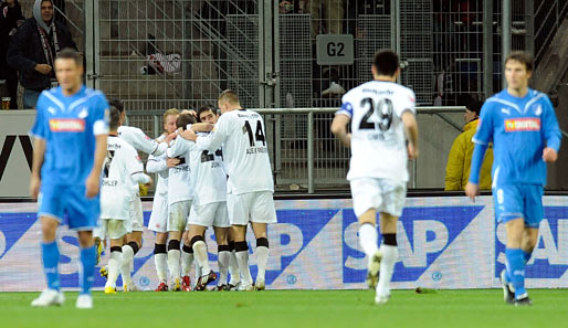 Ernüchterung bei 1899 Hoffenheim: Frankfurt bejubelt den Treffer zum 1:1-Endstand am Samstag