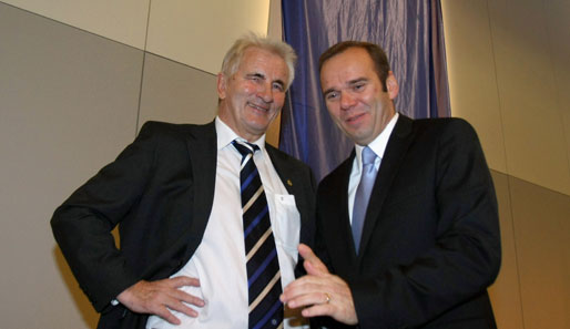 Haben beim Hamburger SV das Sagen: Horst Becker (l.) und Bernd Hoffmann