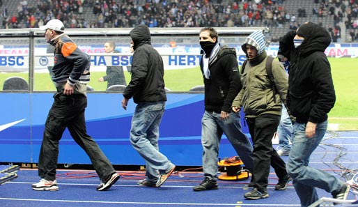Solche Szenen wie im Berliner Olympiastadion will der DFB in Zukunft härter bestrafen