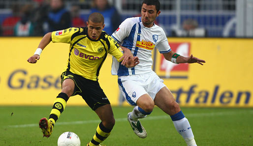 Keine Freunde für's Leben: Dortmunds Mohamed Zidan (l.) und der Bochumer Anthar Yahia