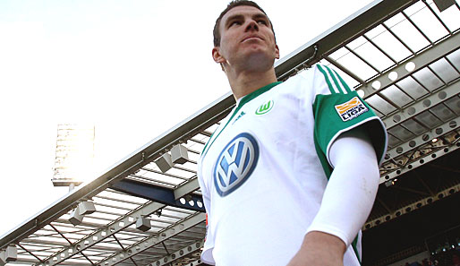 Edin Dzekos Vertrag beim VfL Wolfsburg ist noch bis Juni 2013 datiert
