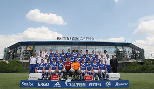 Königsblauer Himmel für die Königsblauen: Wer verstärkt noch den FC Schalke 04?