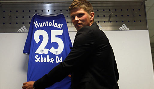 Klaas-Jan Huntelaar erhält beim FC Schalke 04 die Rückennummer 25