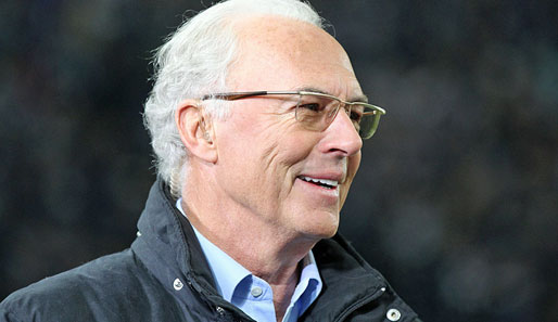 Franz Beckenbauer macht sich für die Verpflichtung von Manuel Neuer stark