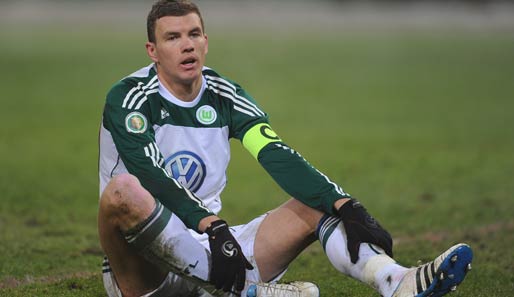 Edin Dzekos Wechsel vom VfL Wolfsburg zu Manchester City verzögert sich weiter