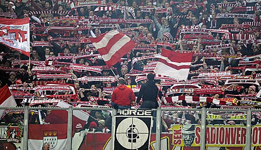 Die Fangruppierung Wilde Horde vom 1. FC Köln entschuldigt sich bei Polizisten