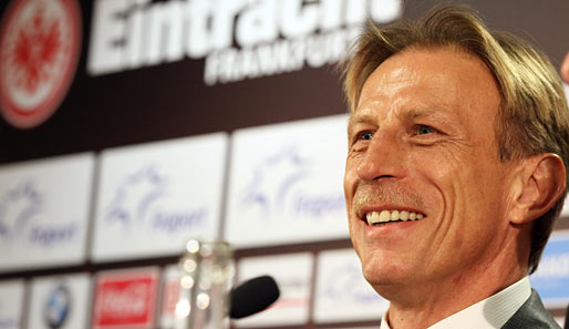 Christoph Daum wurde als neuer Trainer von Eintracht Frabkfurt offiziell vorgestellt